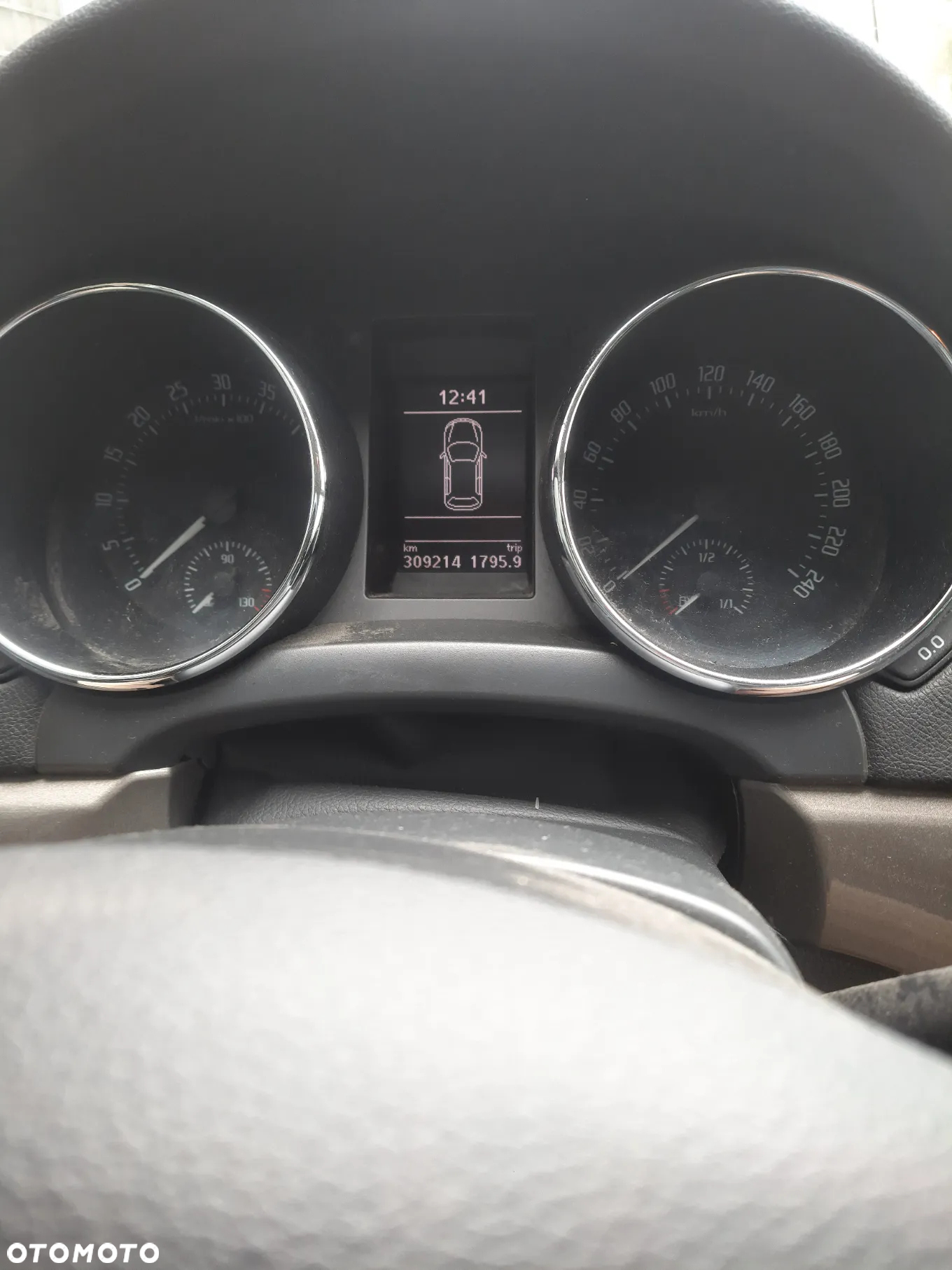 Skoda Yeti Outdoor 2.0 TDI DPF 4x4 Elegance - 19