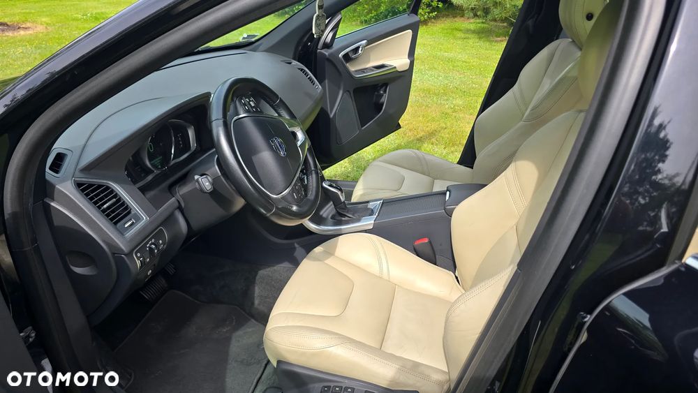 Volvo XC 60 D4 AWD Summum - 13