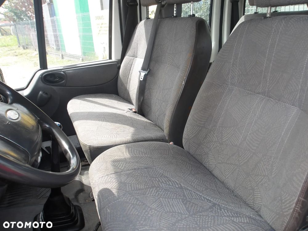 Ford Transit - 23