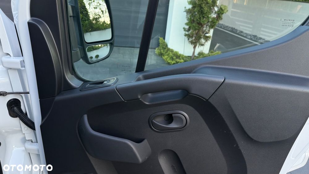 Renault Master - 30