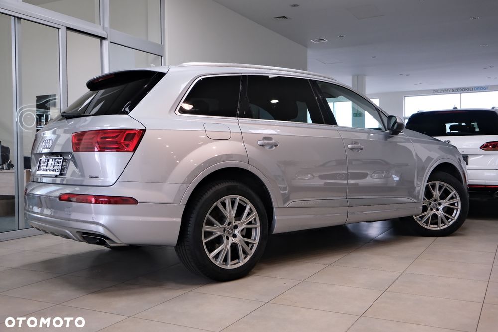Audi Q7 - 11