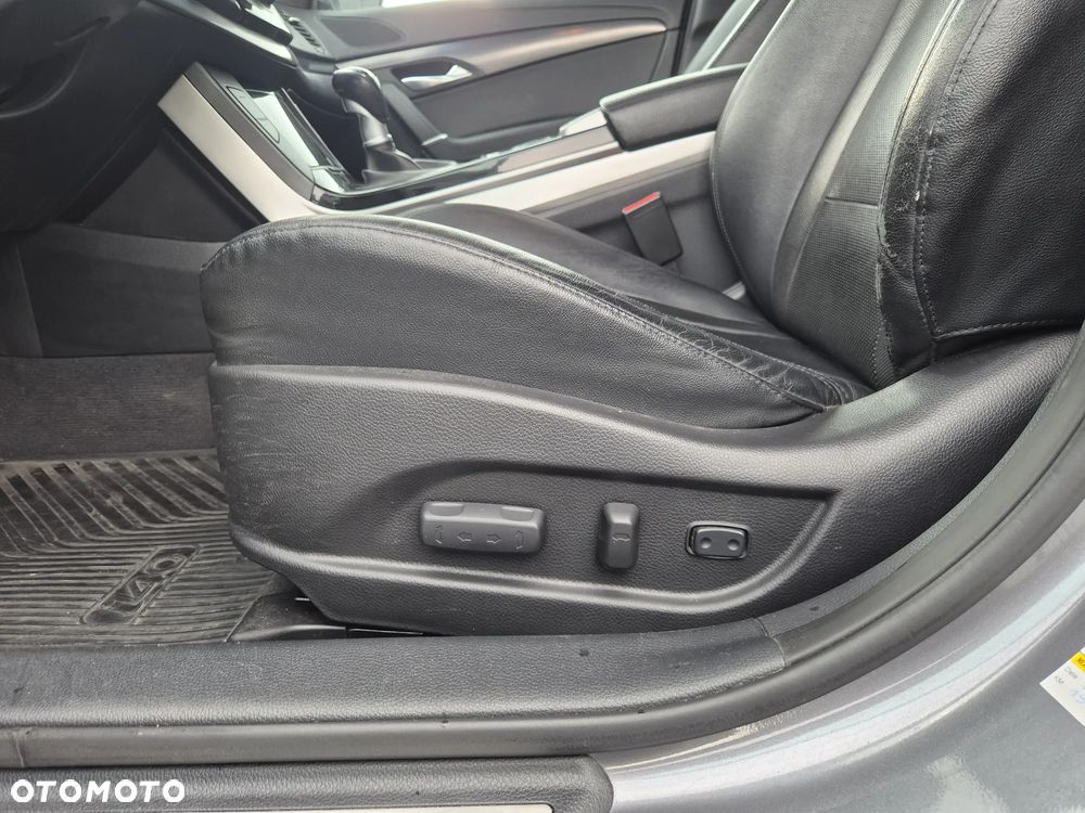 Hyundai i40 Kombi blue 1.7 CRDi Family+ - 16