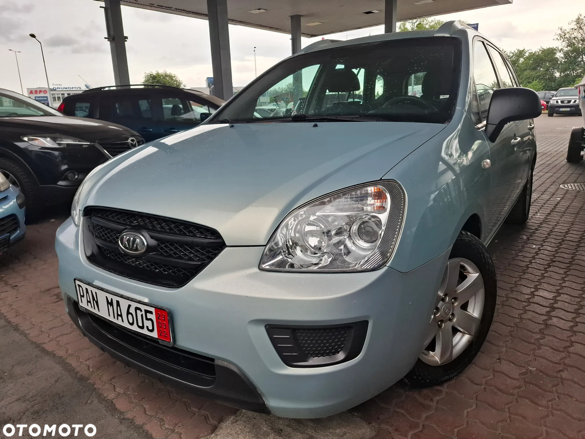 Kia Carens 2.0 EX - 19