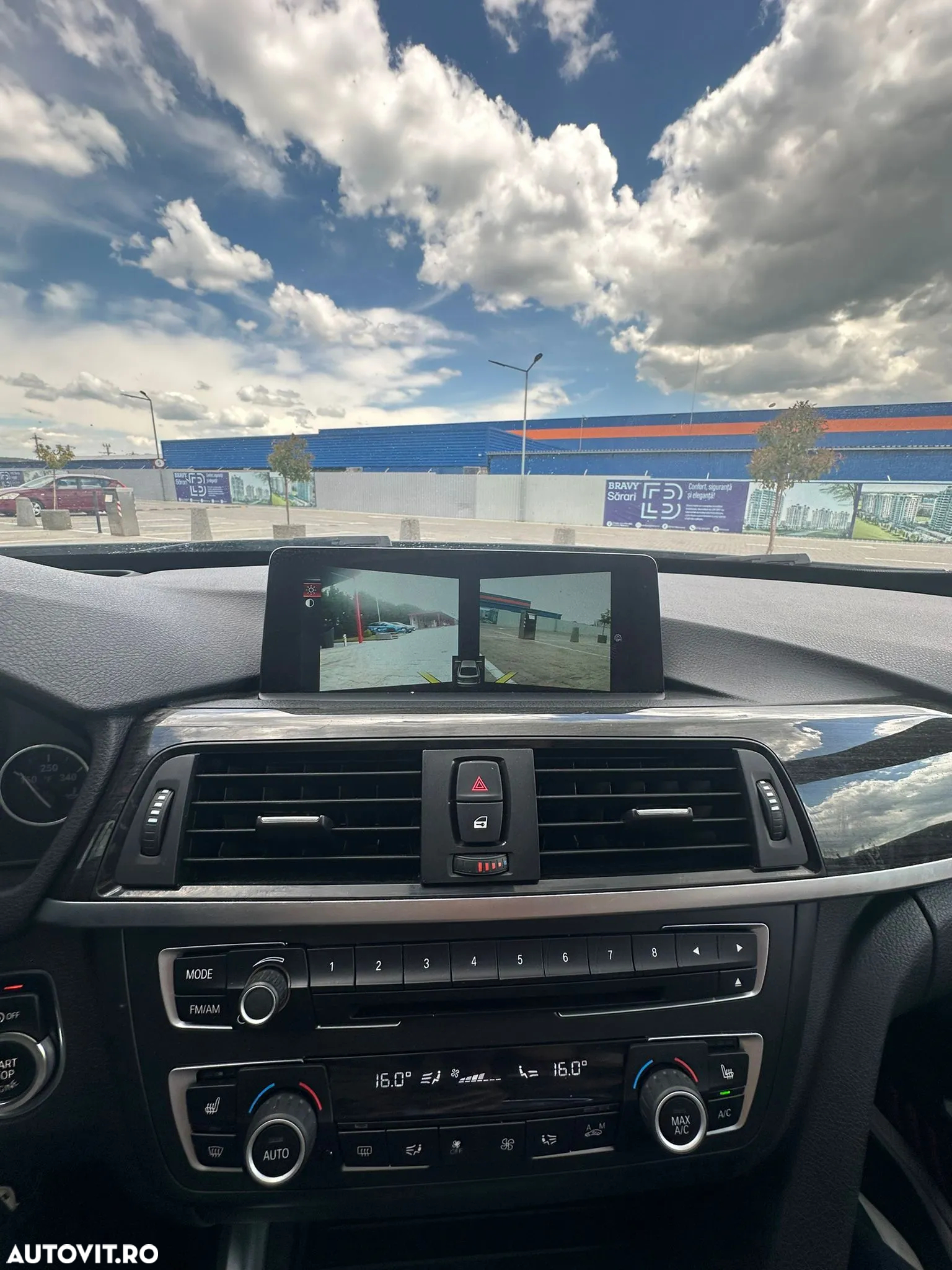 BMW Seria 3 328i xDrive AT - 11