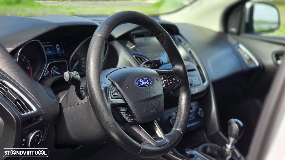 Ford Focus SW 1.5 TDCi Titanium - 6