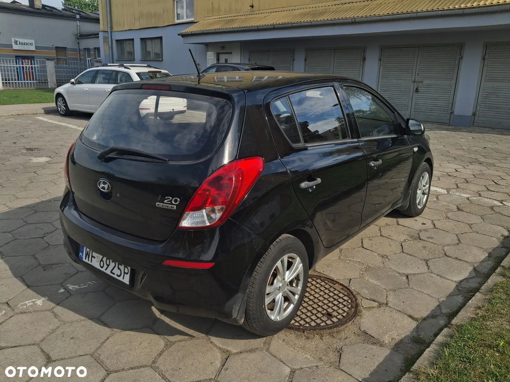 Hyundai i20 1.1 CRDi Style - 8