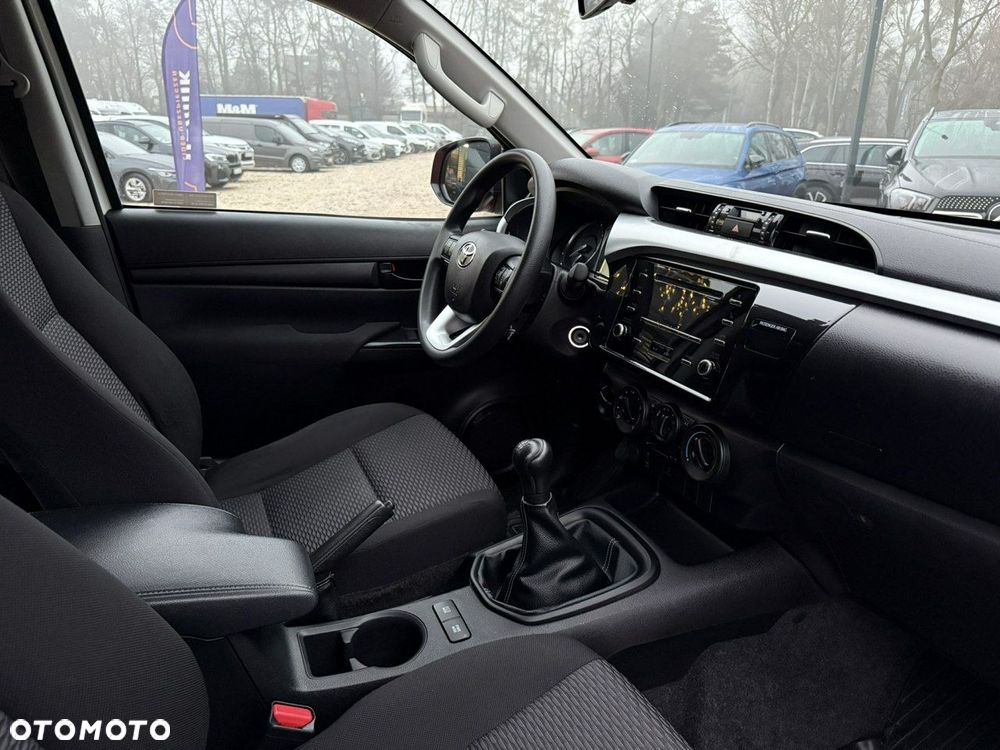 Toyota Hilux 2.4 D-4D Double Cab DLX 4x4 - 6