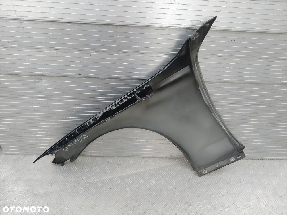 A862/F60/F582/F911/H208 PRAWY BŁOTNIK MERCEDES W205 - 3