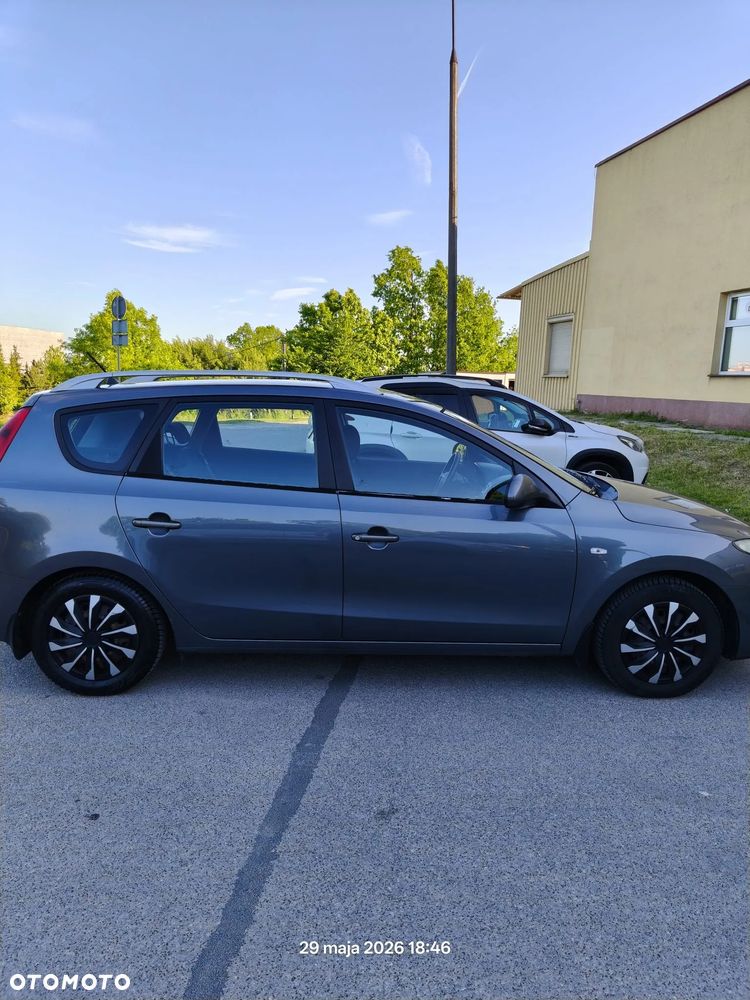 Hyundai i30 1.6 CRDi Comfort - 2