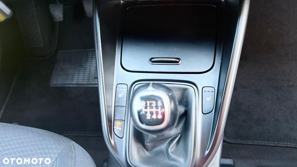 Kia Carens 1.7 CRDi XL - 29