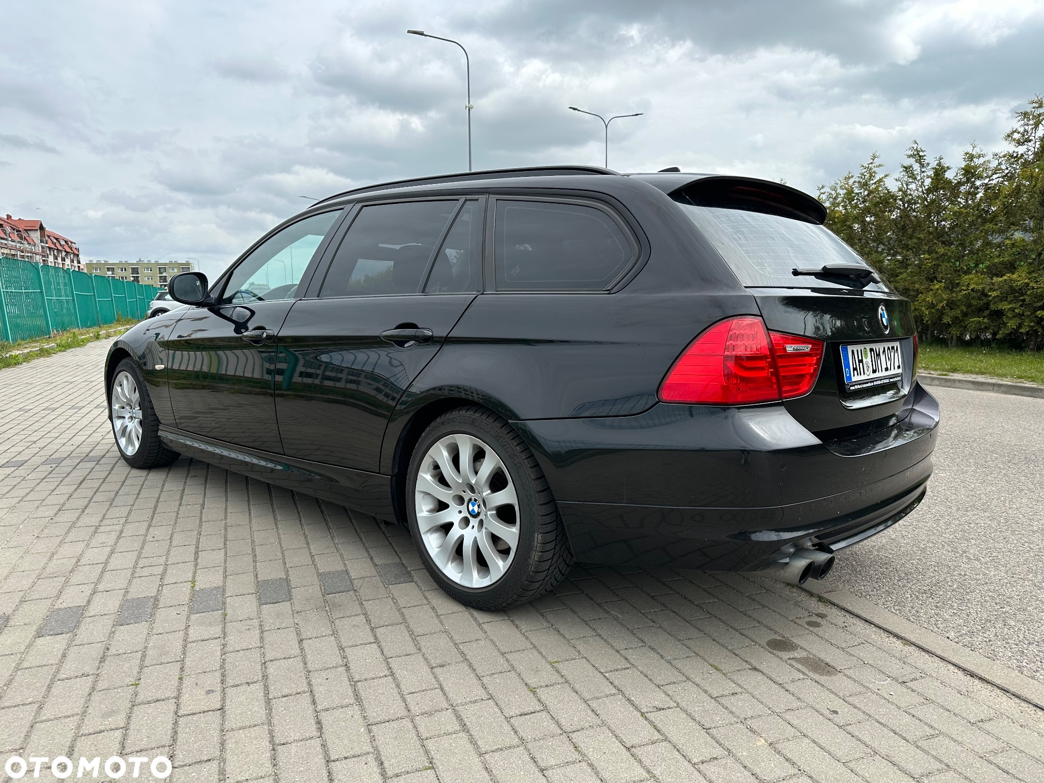 BMW Seria 3 320i Touring Edition Sport - 4
