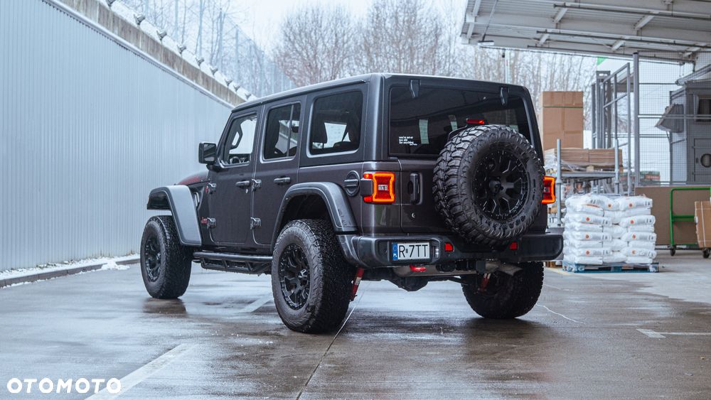 Jeep Wrangler - 9