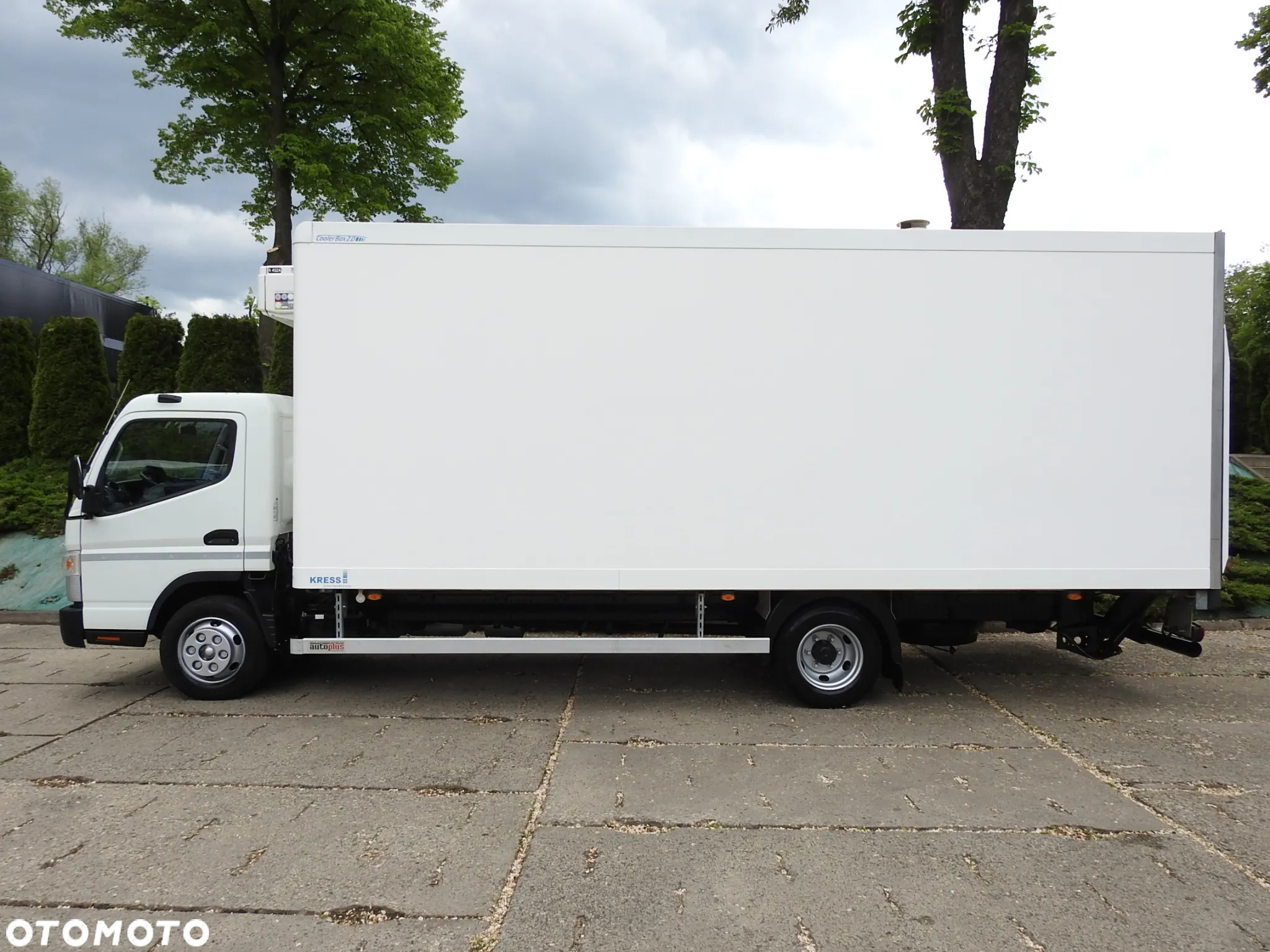 Mitsubishi CANTER FUSO 7C15 KONTENER CHŁODNIA WINDA 14 PALET -4*C ZASILANIE 230V KLIMATYZACJA AUTOMATYCZNA SKRZYNIA 150KM  [1866] - 9