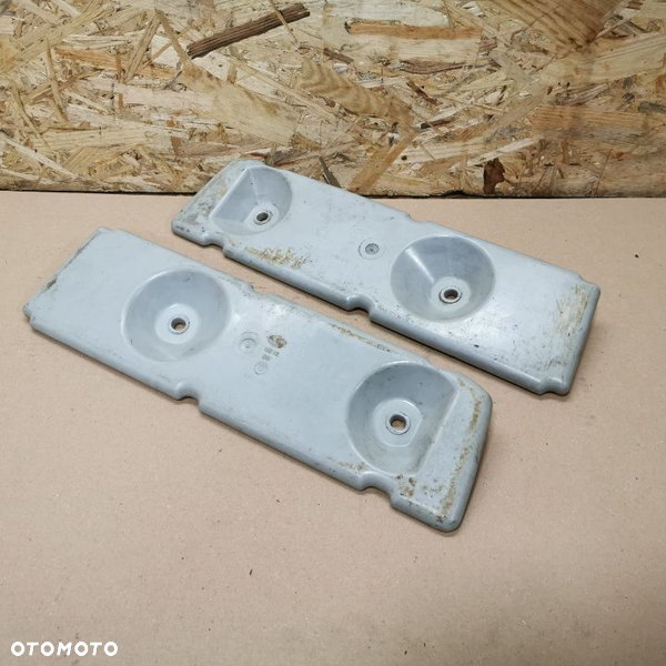 BMW E24 635CSI EUROPA MANUAL OSŁONY LAMP TYŁ LEWA/PRAWA  NR. 63211360471 OEM