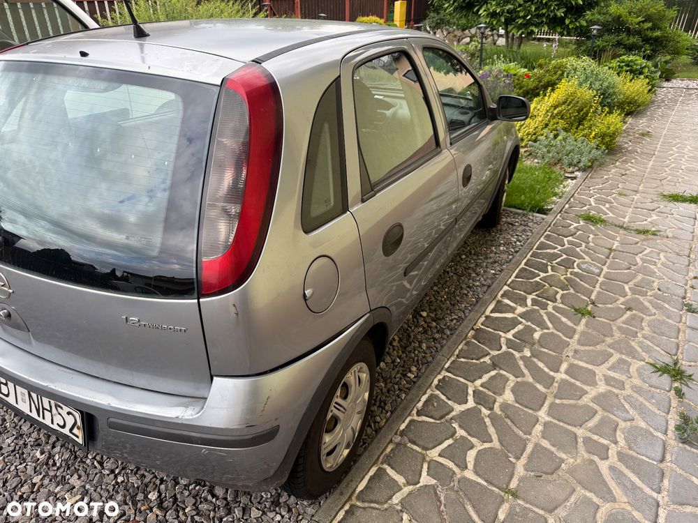 Opel Corsa - 4