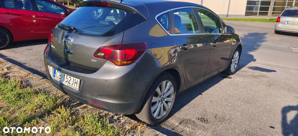 Opel Astra 1.7 CDTI Cosmo - 3