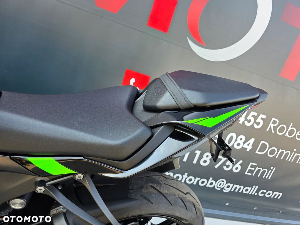 Kawasaki ZX - 9