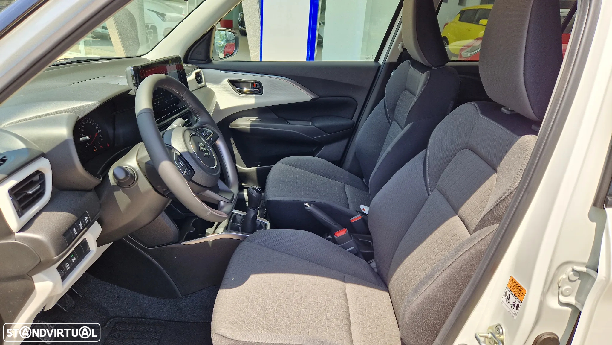 Suzuki Swift 1.2 Mild Hybrid S3 - 14