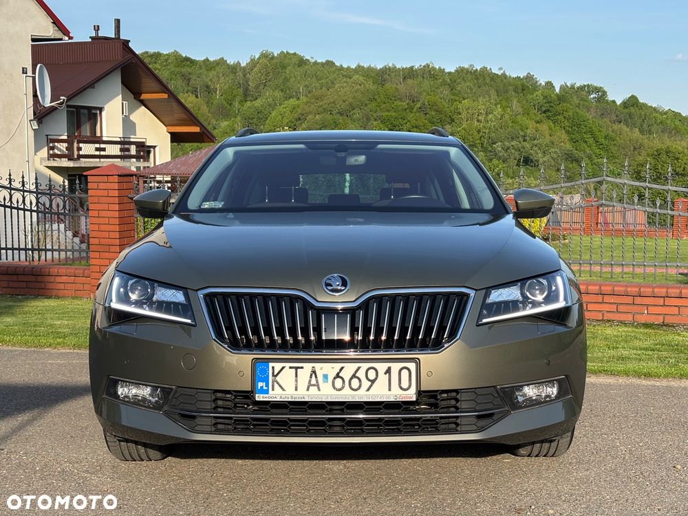Skoda Superb 2.0 TDI 4x4 Ambition - 9