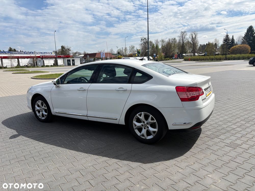 Citroën C5 2.0 16V Confort - 8