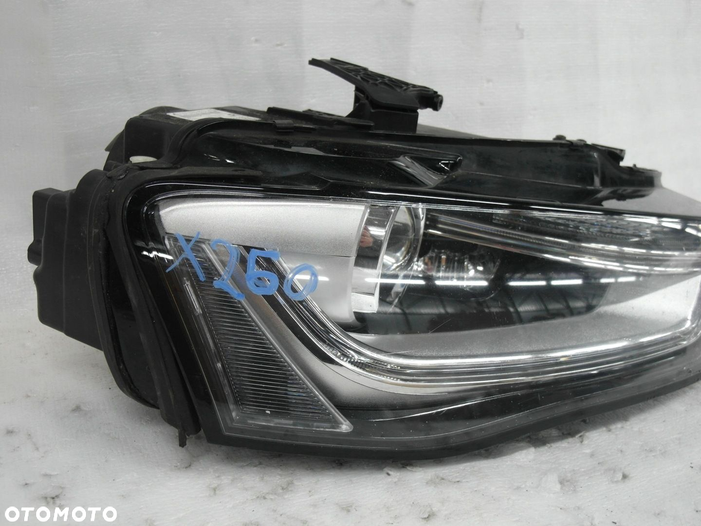 AUDI A4 B8 8K0 LIFT BI XENON SKRĘTNY IDEALNA LAMPA PRZEDNIA PRAWA - 2