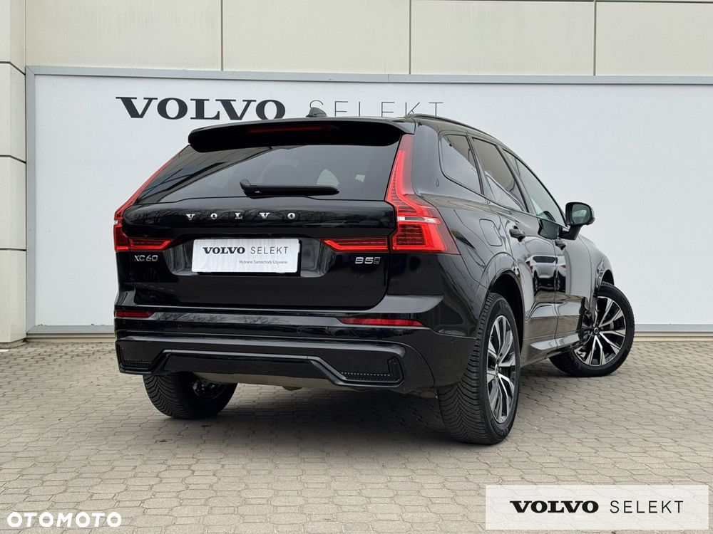 Volvo XC 60 B5 B AWD Plus Dark - 10