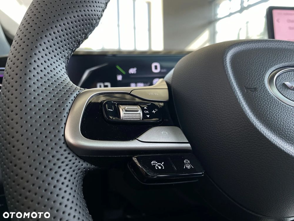 GAC Emzoom - 32