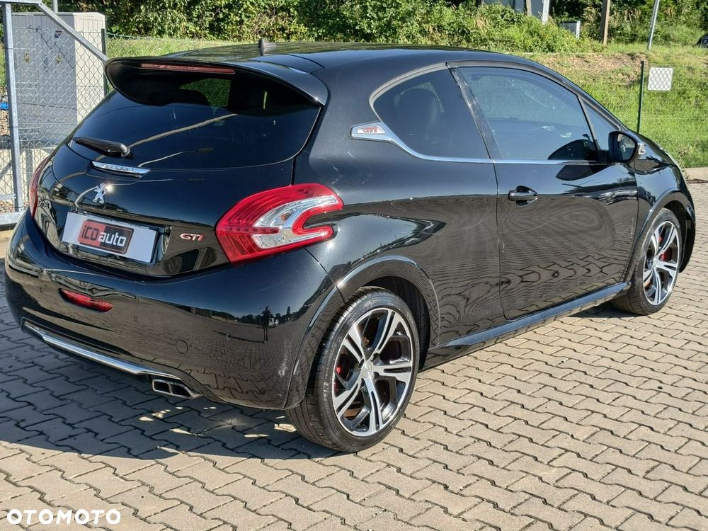 Peugeot 208 - 7