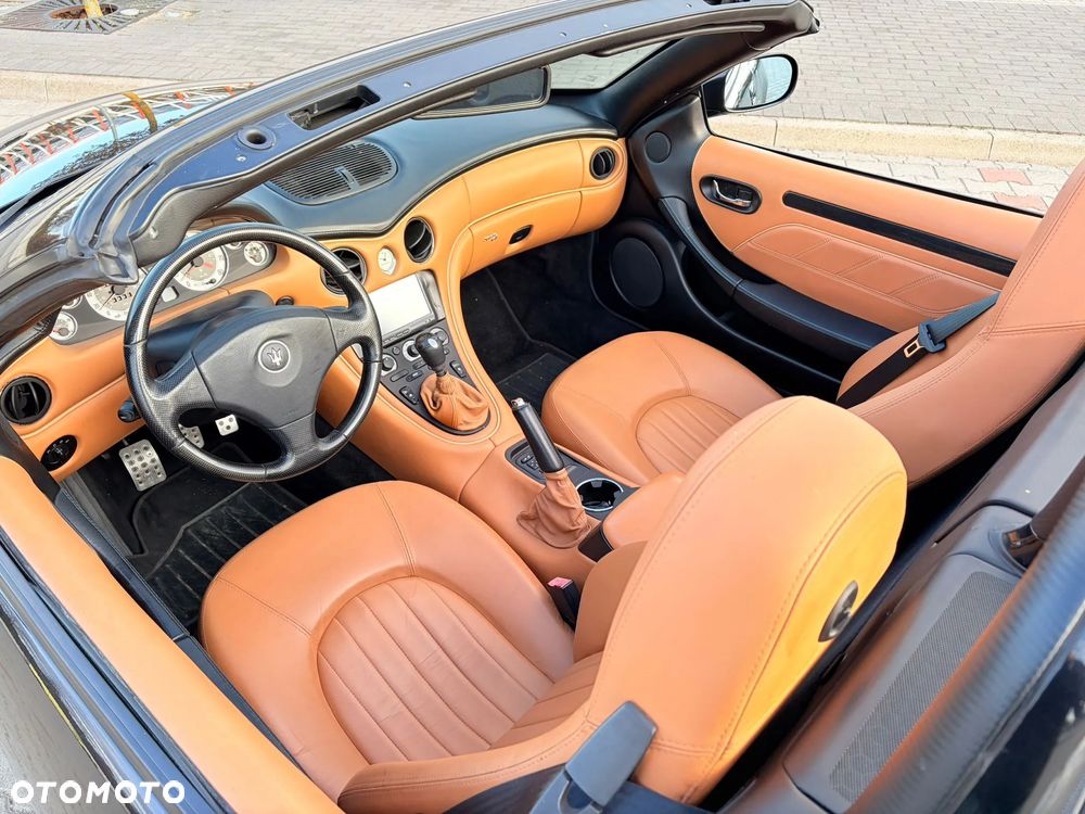Maserati Spyder Coupe GT - 13