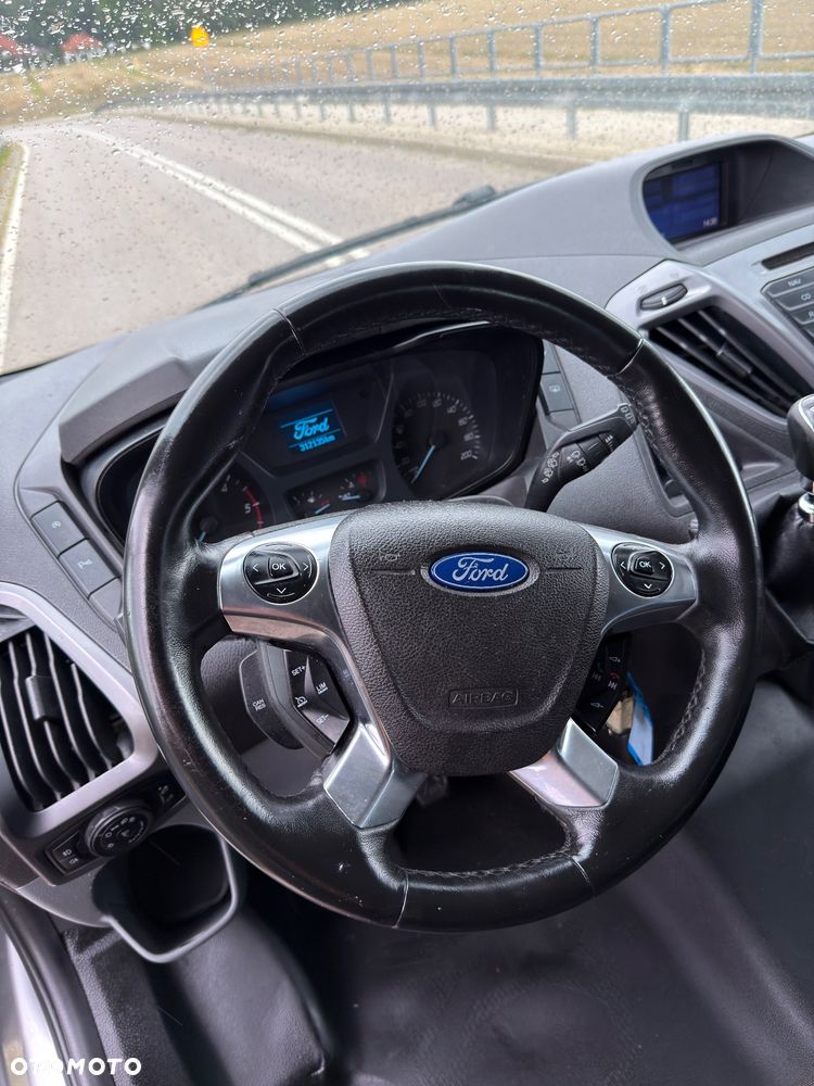 Ford Transit Custom - 13