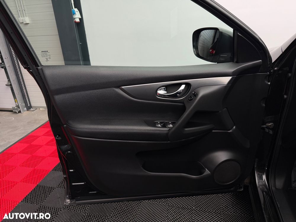 Nissan Qashqai 1.5 DCI N-CONNECTA - 17