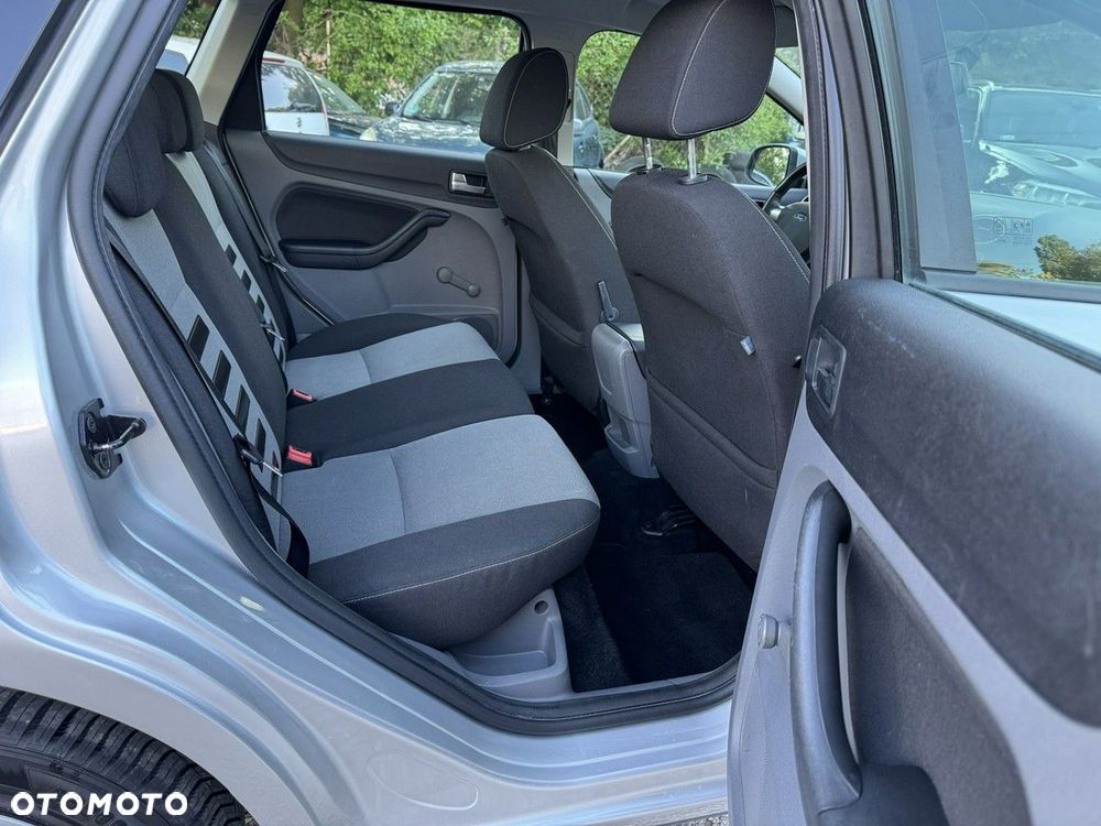 Ford Focus - 15