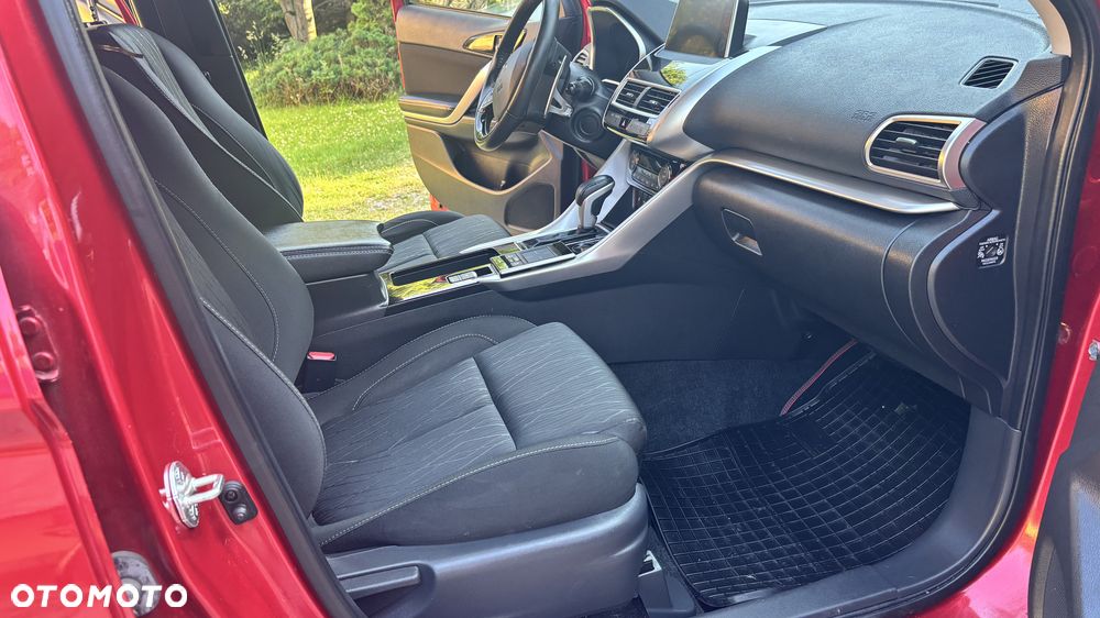 Mitsubishi Eclipse Cross 1.5 T Intense Plus CVT - 27