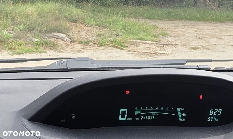 Toyota Yaris 1.3 Luna Premium - 13