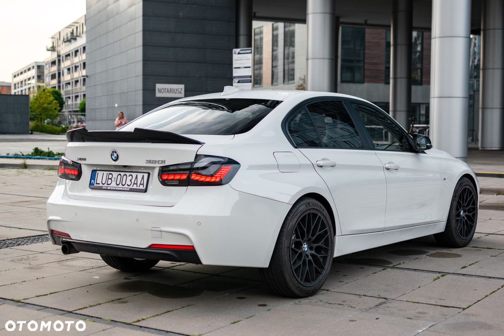 BMW Seria 3 320i xDrive M Sport sport - 5