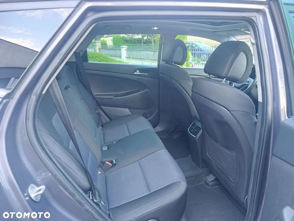 Hyundai Tucson blue 1.7 CRDi 2WD Advantage - 10