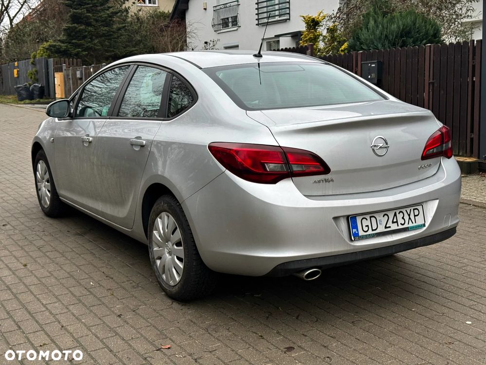 Opel Astra 1.4 T Business - 7