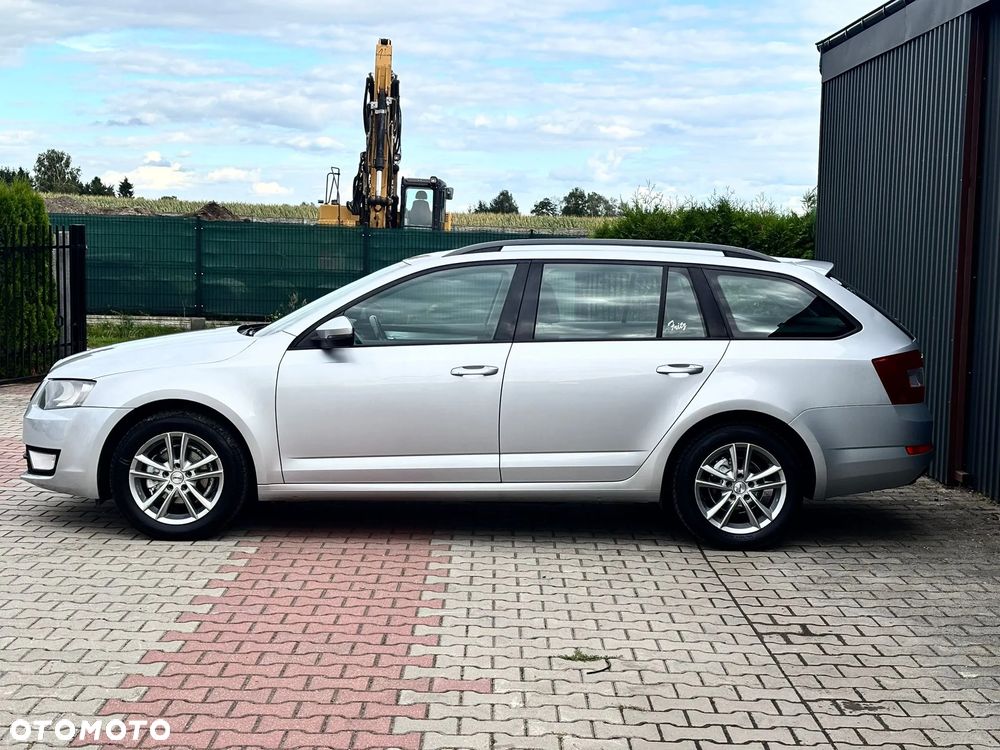 Skoda Octavia 1.6 TDI Ambiente - 11