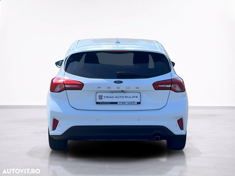 Ford Focus - 6