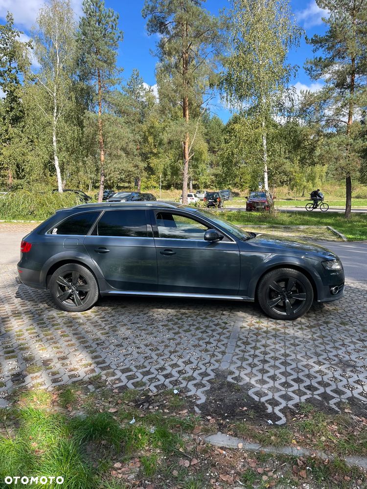 Audi A4 Allroad - 8