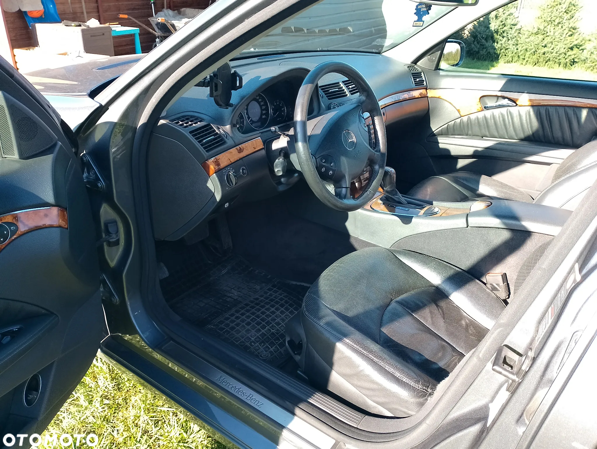 Mercedes-Benz Klasa E - 12