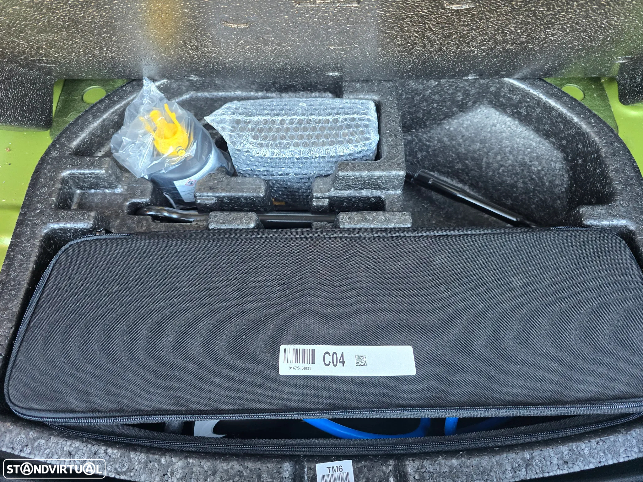 Hyundai Kauai EV 64 kWh Vanguard+TMS - 10