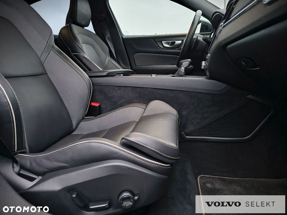 Volvo S60 - 23