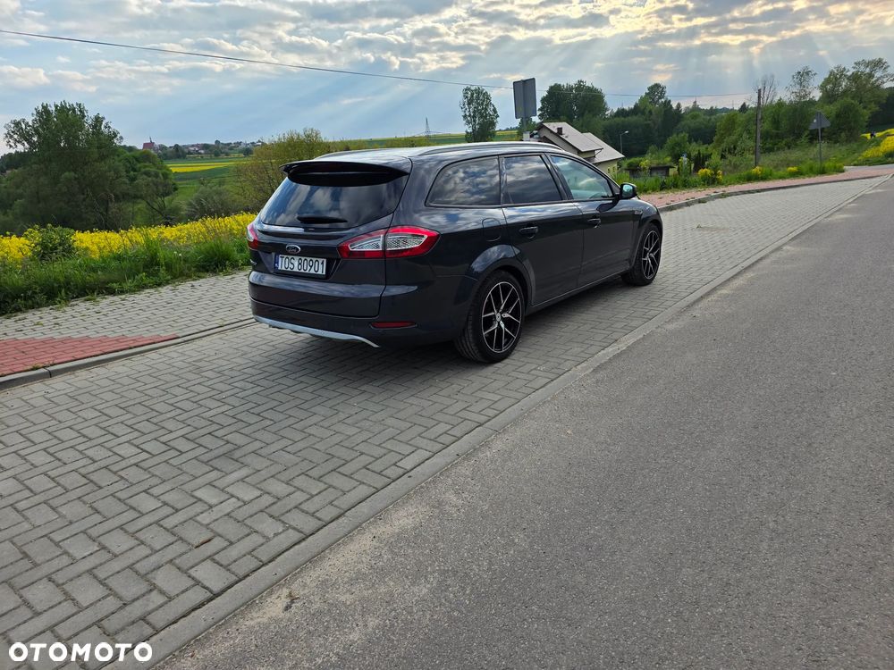 Ford Mondeo 2.0 TDCi Champions Edition - 10