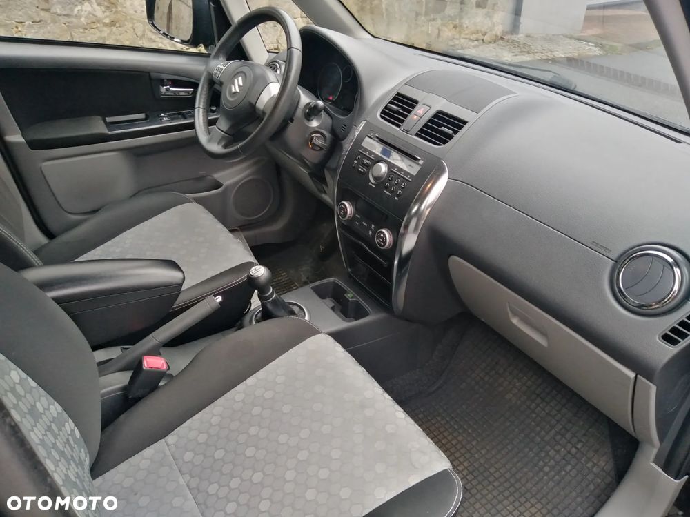 Suzuki SX4 1.6 VVT 4x2 Style - 9