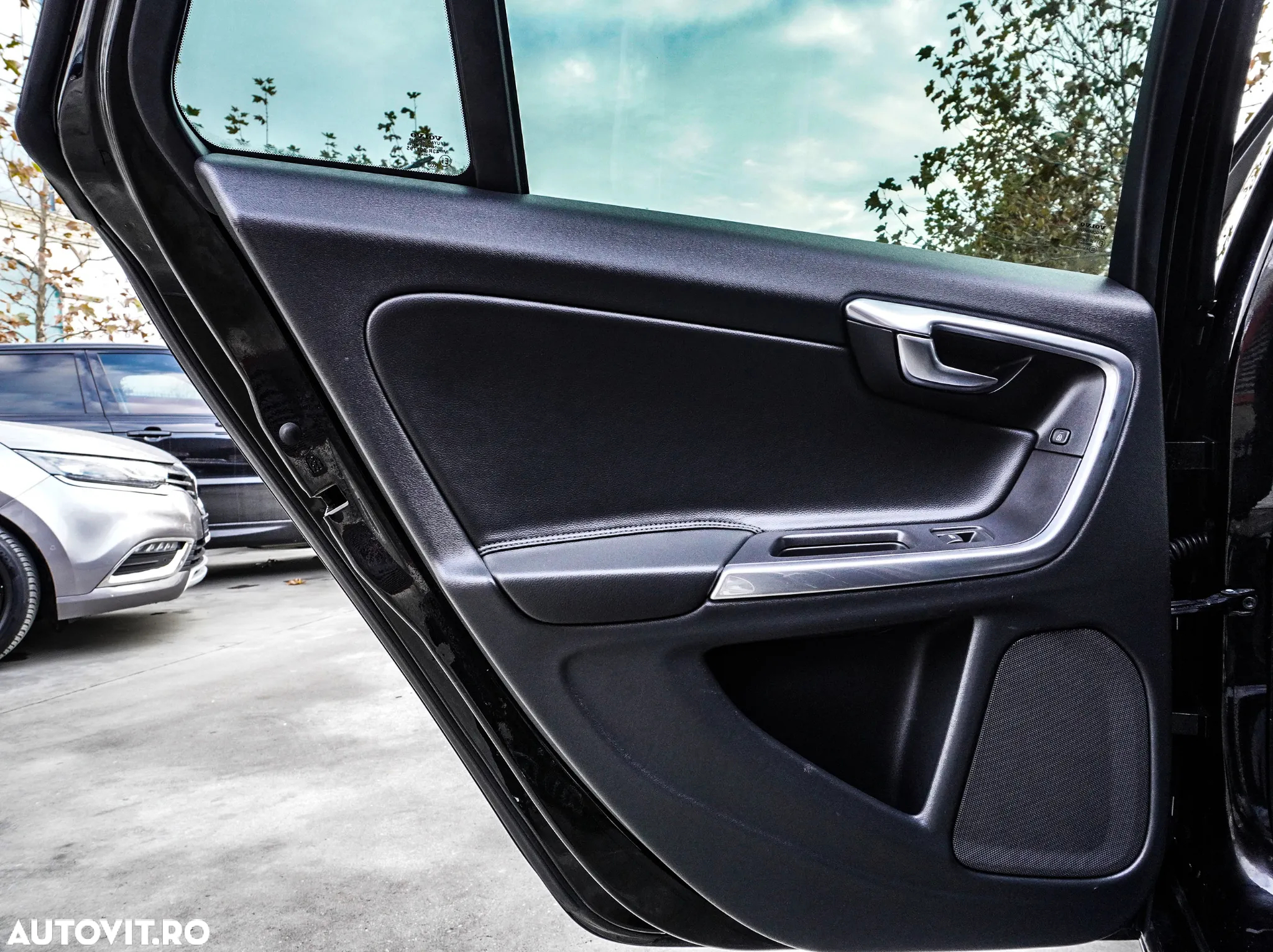 Volvo V60 - 25