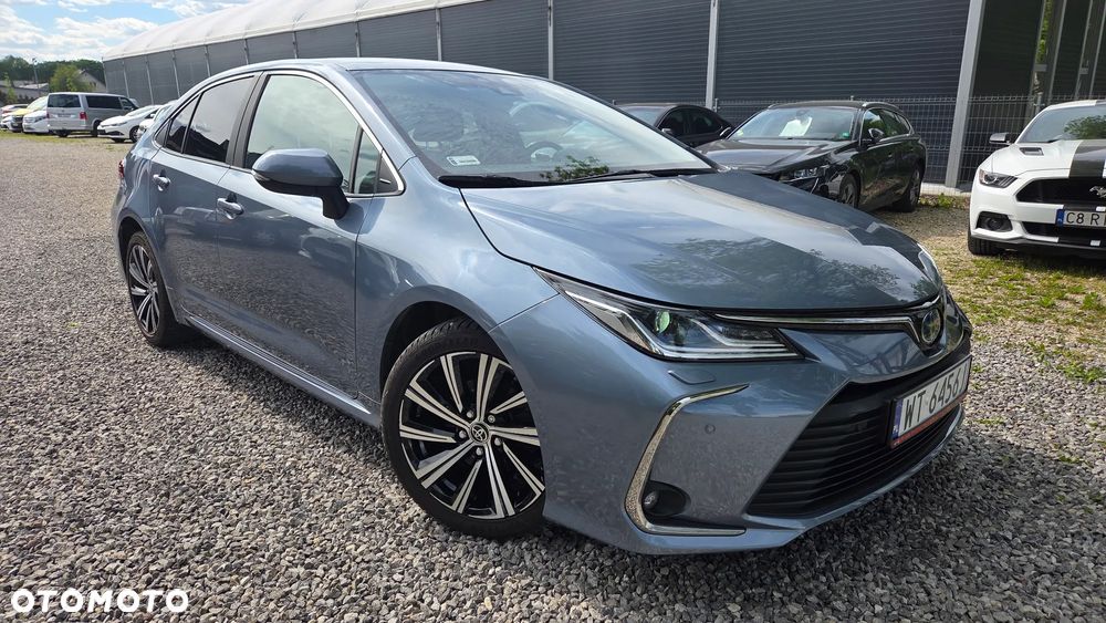 Toyota Corolla 1.8 Hybrid Executive - 3