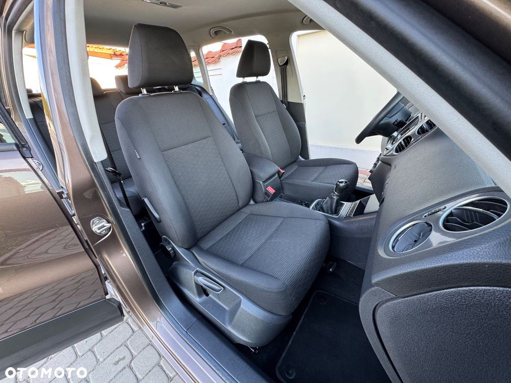 Volkswagen Tiguan - 25