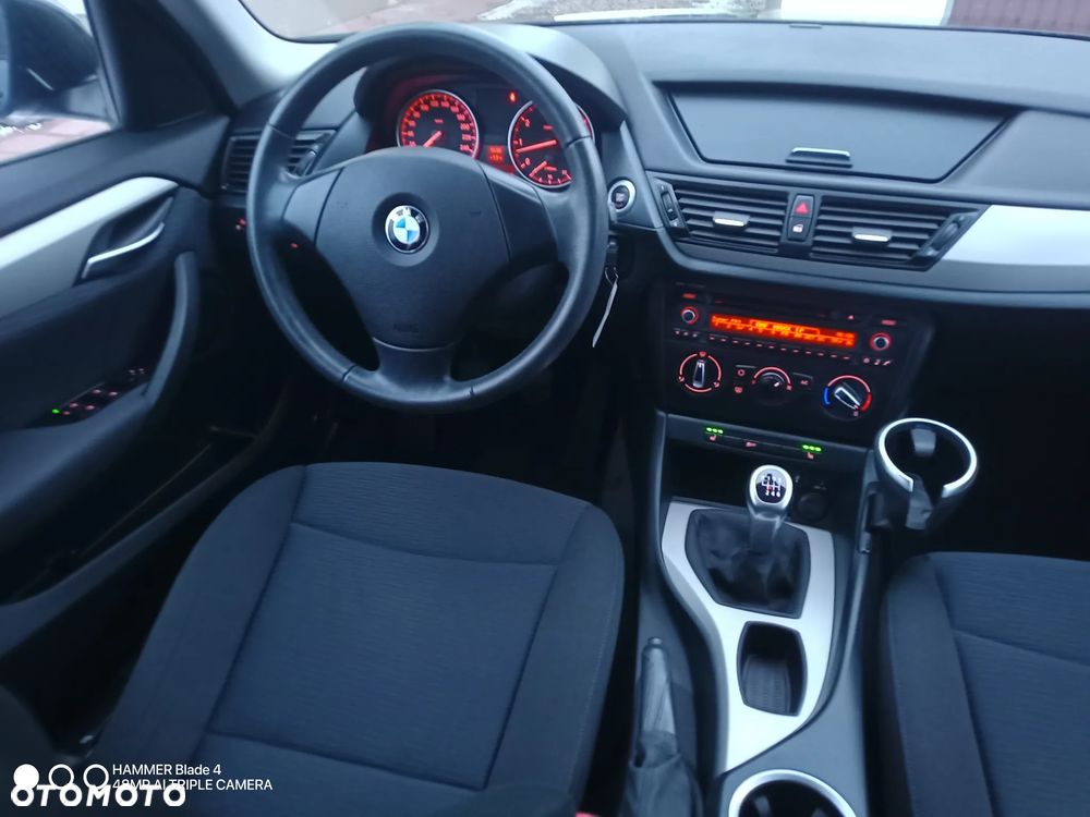 BMW X1 sDrive18i - 17