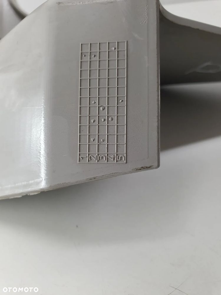 OBUDOWA OSLONA WYPELNIENIE  IVECO EUROCARGO - 17